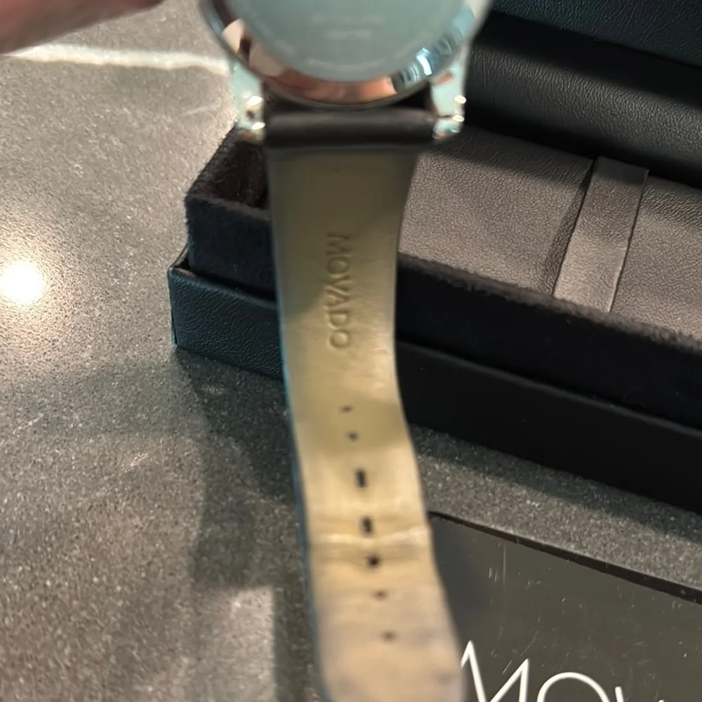 Movado Men’s Silver and Black Watch with Blue face and Leather Band. W/box. - Picture 5 of 6